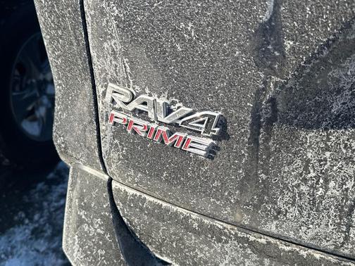 2021 Toyota RAV4 Prime SE