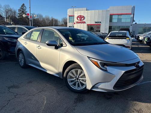 2026 Toyota Corolla Hybrid LE