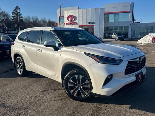 2021 Toyota Highlander XLE