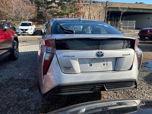 2017 Toyota Prius Three Touring