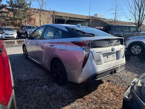 2017 Toyota Prius Three Touring