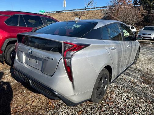 2017 Toyota Prius Three Touring
