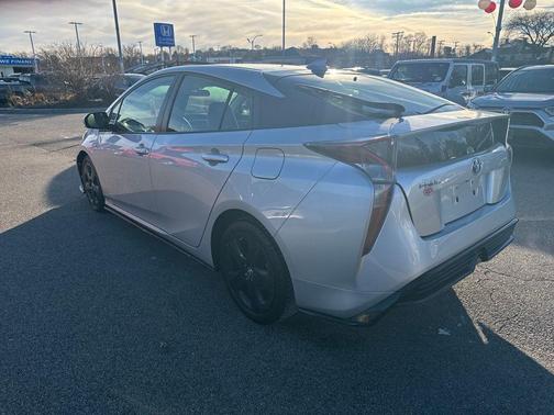 2017 Toyota Prius Three Touring