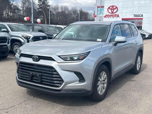 Celestial Silver Metallic 2026 Toyota Grand Highlander Hybrid XLE