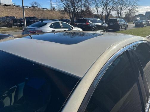 2016 Lincoln MKZ Base