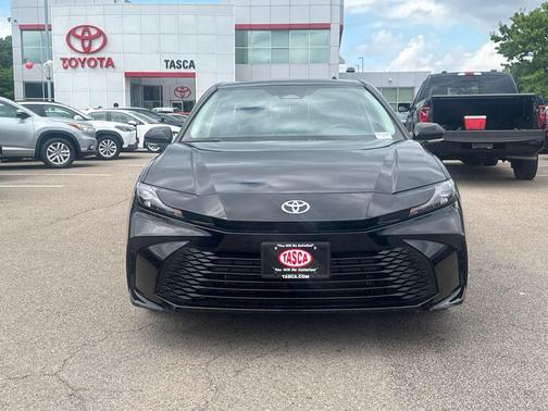 Midnight Black Metallic 2025 Toyota Camry LE