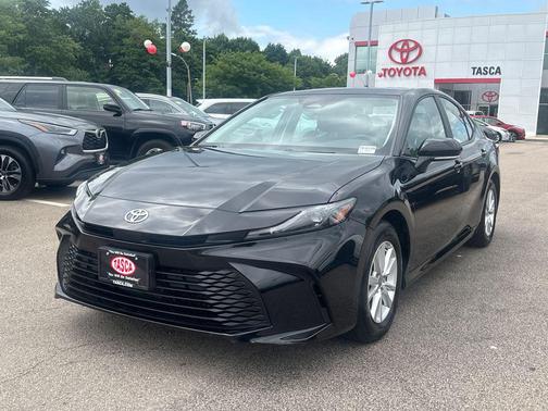 Midnight Black Metallic 2025 Toyota Camry LE
