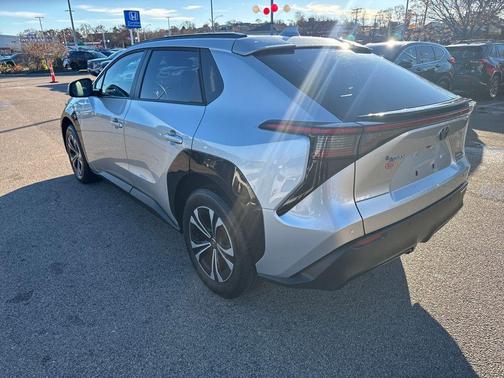 2023 Toyota bZ4X XLE