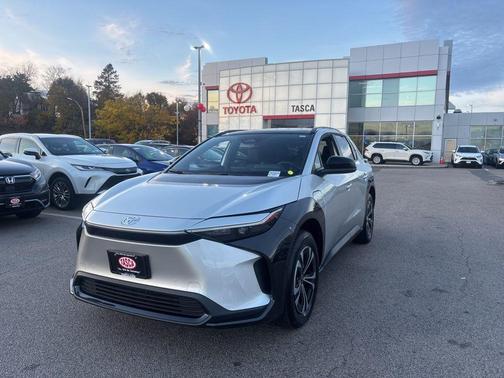 2023 Toyota bZ4X XLE