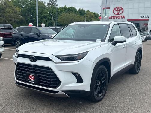 Pearl 2024 Toyota Grand Highlander Limited