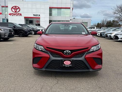 Supersonic Red 2019 Toyota Camry SE