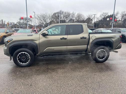2025 Toyota Tacoma Hybrid TRD Off Road