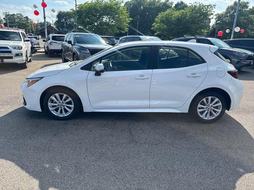 Ice 2023 Toyota Corolla SE