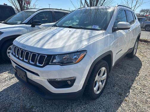 White Clearcoat 2019 Jeep Compass Latitude