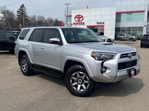 Classic Silver Metallic 2023 Toyota 4Runner TRD Off Road Premium