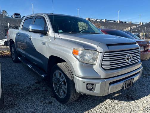2017 Toyota Tundra Platinum