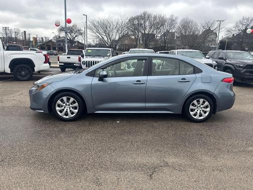 Celestite 2021 Toyota Corolla LE