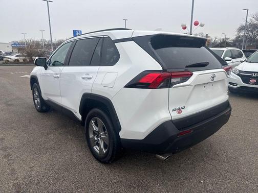 2025 Toyota RAV4 Hybrid XLE