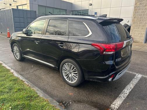 2021 Mitsubishi Outlander PHEV GT