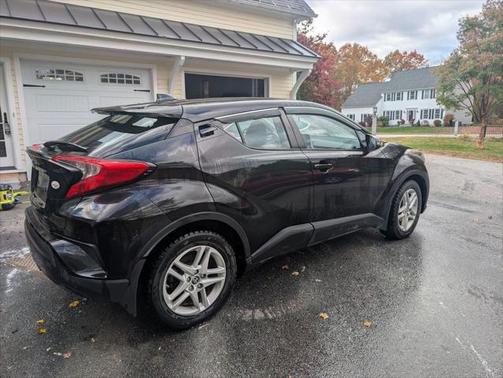 2021 Toyota C-HR LE
