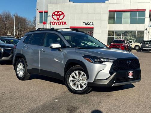 2024 Toyota Corolla Cross LE