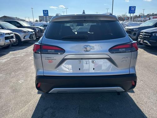 2023 Toyota Corolla Cross XLE