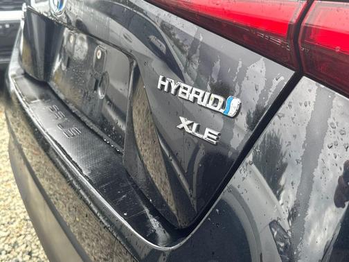 2019 Toyota Prius XLE