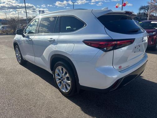 2023 Toyota Highlander Limited
