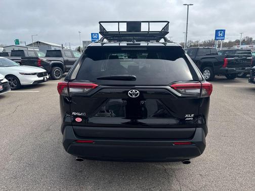Midnight Black Metallic 2021 Toyota RAV4 XLE