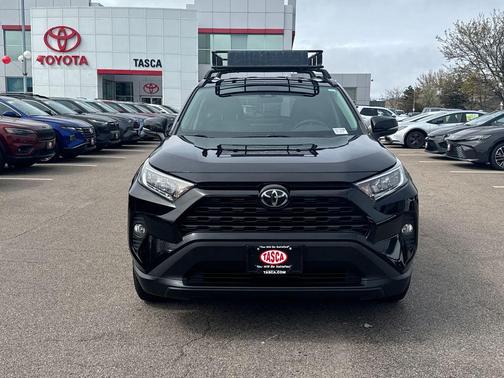 Midnight Black Metallic 2021 Toyota RAV4 XLE