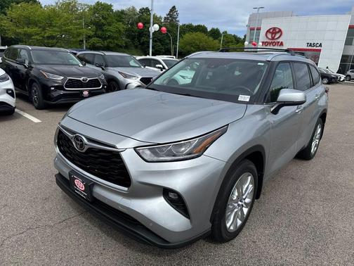 2022 Toyota Highlander Limited
