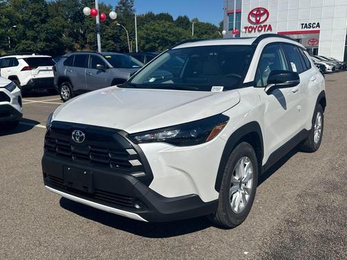 2026 Toyota Corolla Cross LE