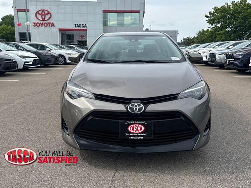 Falcon Gray Metallic 2018 Toyota Corolla LE