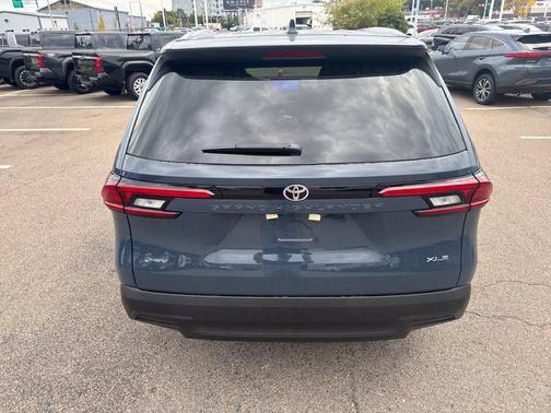 Storm Cloud 2026 Toyota Grand Highlander Hybrid XLE