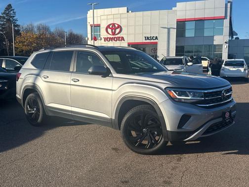 2023 Volkswagen Atlas 2.0T SE w/Technology 4MOTION