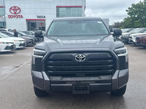 Magnetic Gray Metallic 2023 Toyota Tundra SR5