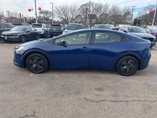 2024 Toyota Prius Prime SE