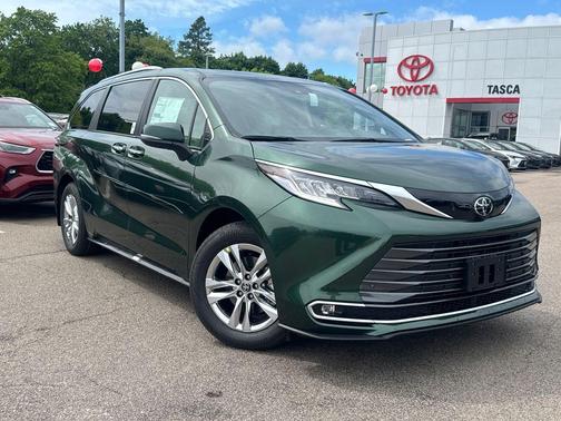 Cypress 2026 Toyota Sienna Limited