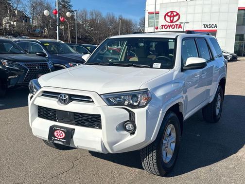 2024 Toyota 4Runner SR5