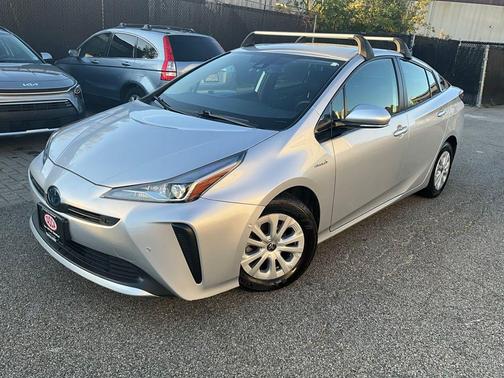 2019 Toyota Prius LE