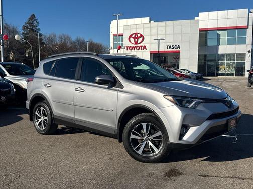 2018 Toyota RAV4 XLE