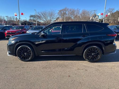 2023 Toyota Highlander XSE