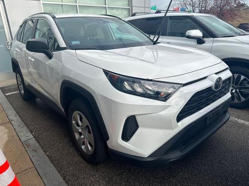 2021 Toyota RAV4 LE