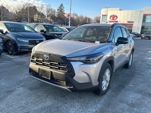 2026 Toyota Corolla Cross LE