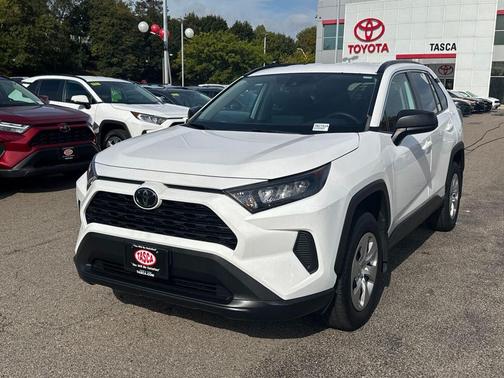 2020 Toyota RAV4 LE