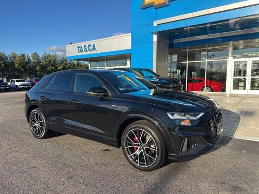 2021 Audi Q8 55 Premium Plus