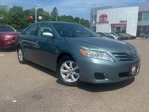 Aloe Green Metallic 2011 Toyota Camry LE