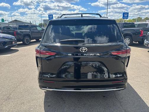 Midnight Black Metallic 2026 Toyota Sienna Platinum