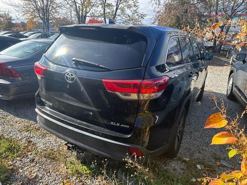 2017 Toyota Highlander XLE
