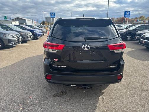 2017 Toyota Highlander XLE